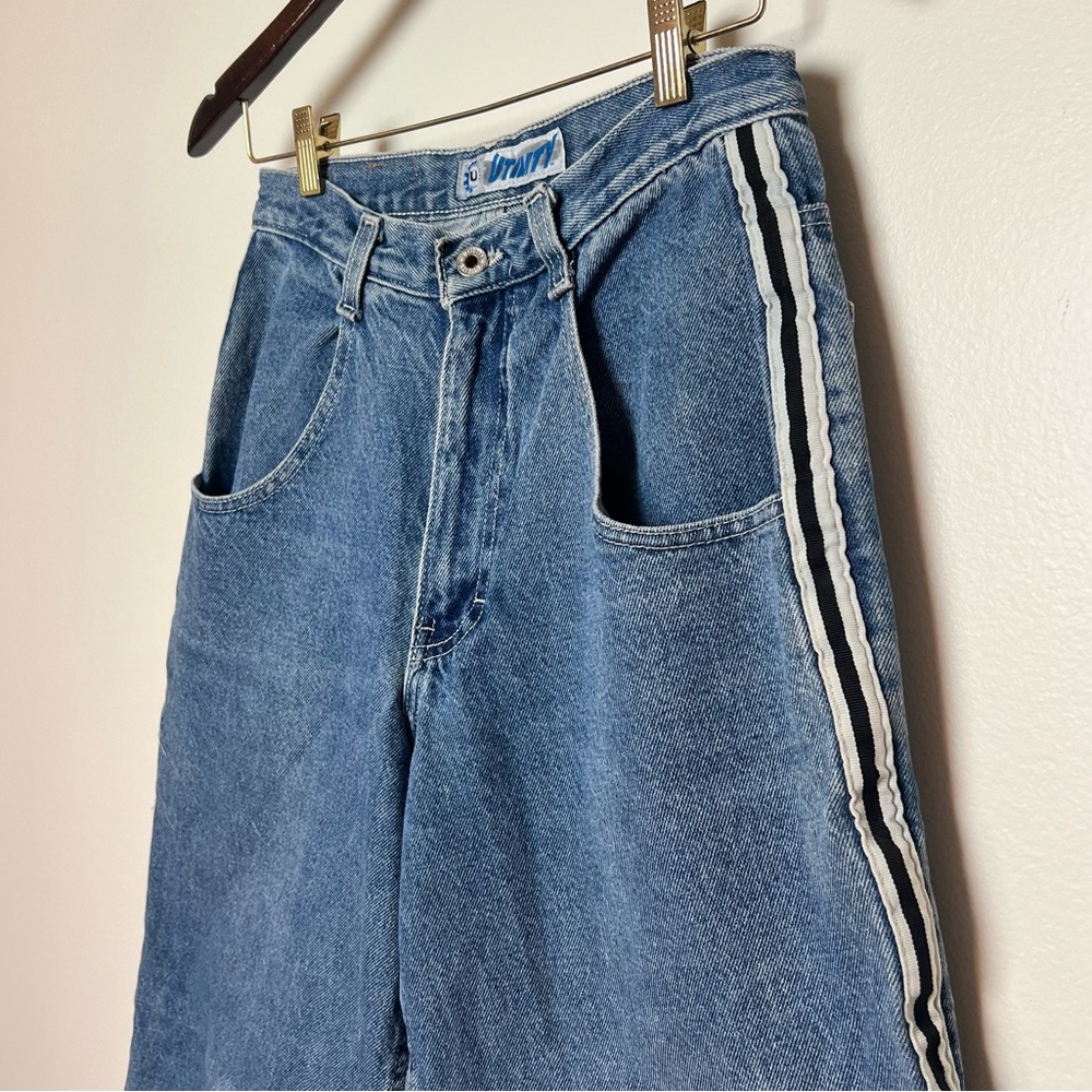 Vintage Y2K Utility baggy fit jeans with black & white stripe down side 30x30.